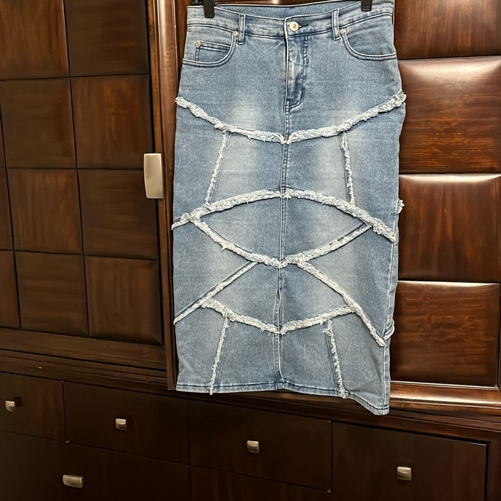 Rave High Waisted Midi Skirt